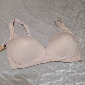 Warner's Cream Underwire Bra with Molded Cups